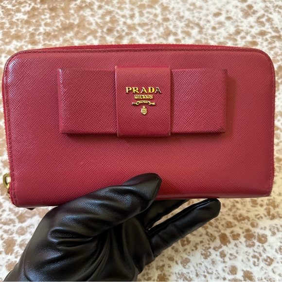 Prada Pink Bow Long Zippy Wallet - Picture 1 of 11